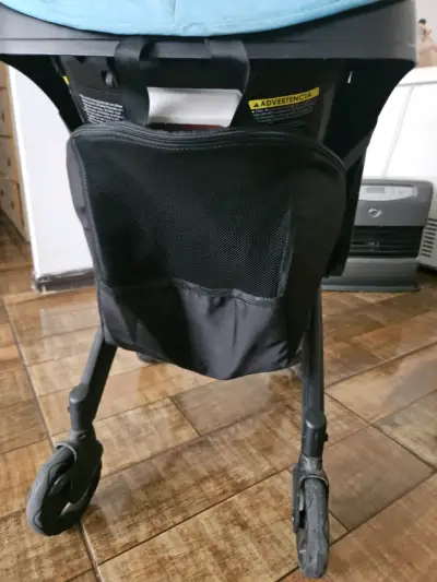 Coche Doona se transforma en silla de auto - miniatura 6