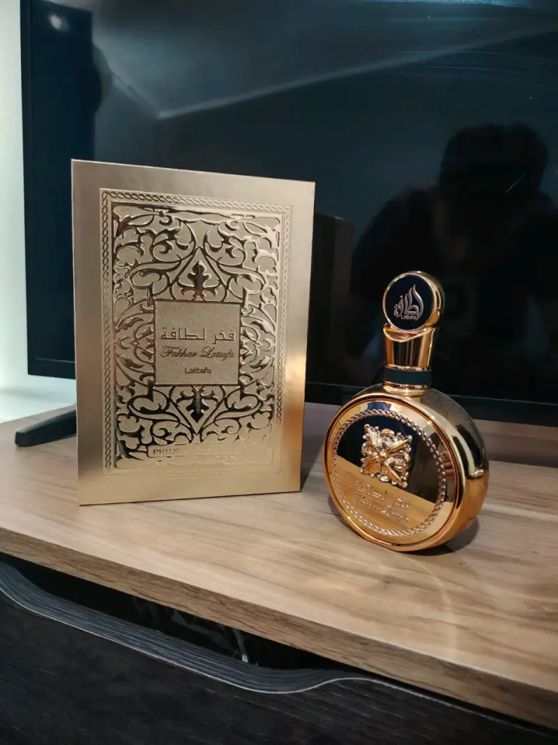 Perfume Fakhar Lattafa dorado - 1