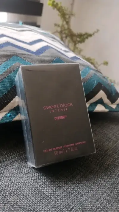 Perfume Sweet Black Intense 50ml - miniatura 1