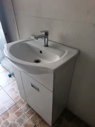 Lavamanos blanco con mueble - miniatura 1