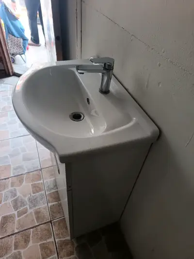 Lavamanos blanco con mueble - miniatura 3