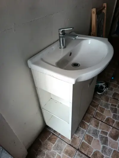 Lavamanos blanco con mueble - miniatura 5
