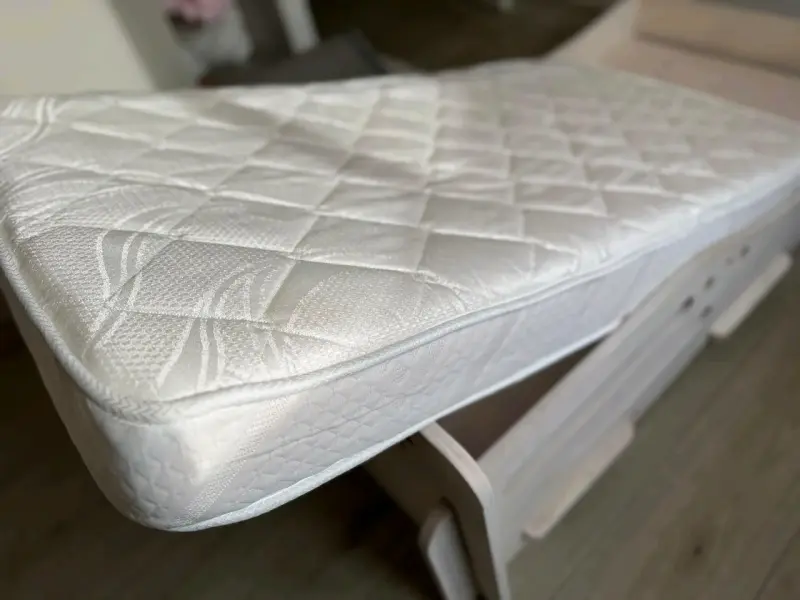 Cama Motessori - 2
