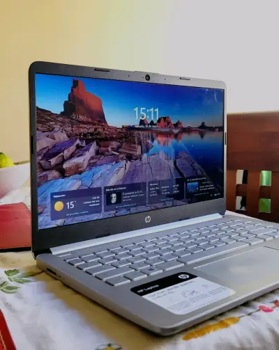 Notebook HP 14-dq1004la - miniatura 4