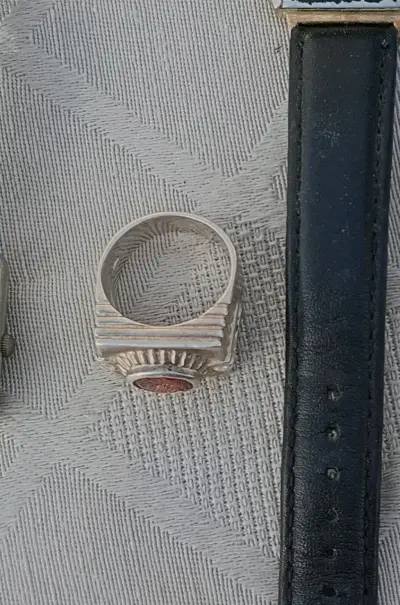 Anillode plata 925 plateado con piedra roja - miniatura 1