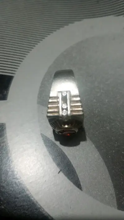 Anillode plata 925 plateado con piedra roja - miniatura 2