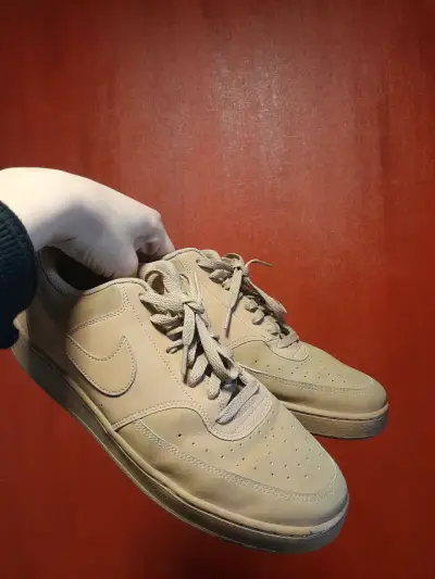 Zapatillas nike beige - miniatura 1