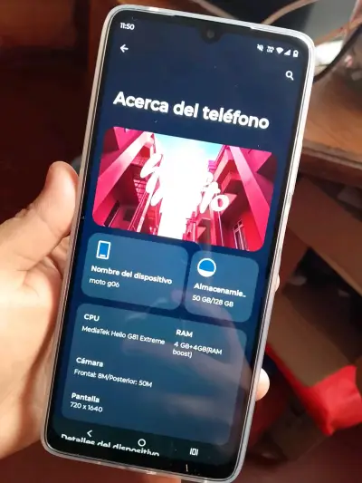 Smartphone con funda transparente - miniatura 3