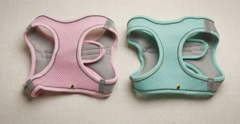 Arnés ajustable para mascotas, c rosa y verde - 1