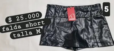 Falda short negra con hebillas - miniatura 2