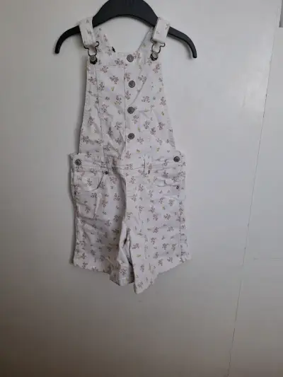 Jeans y poleron - miniatura 2