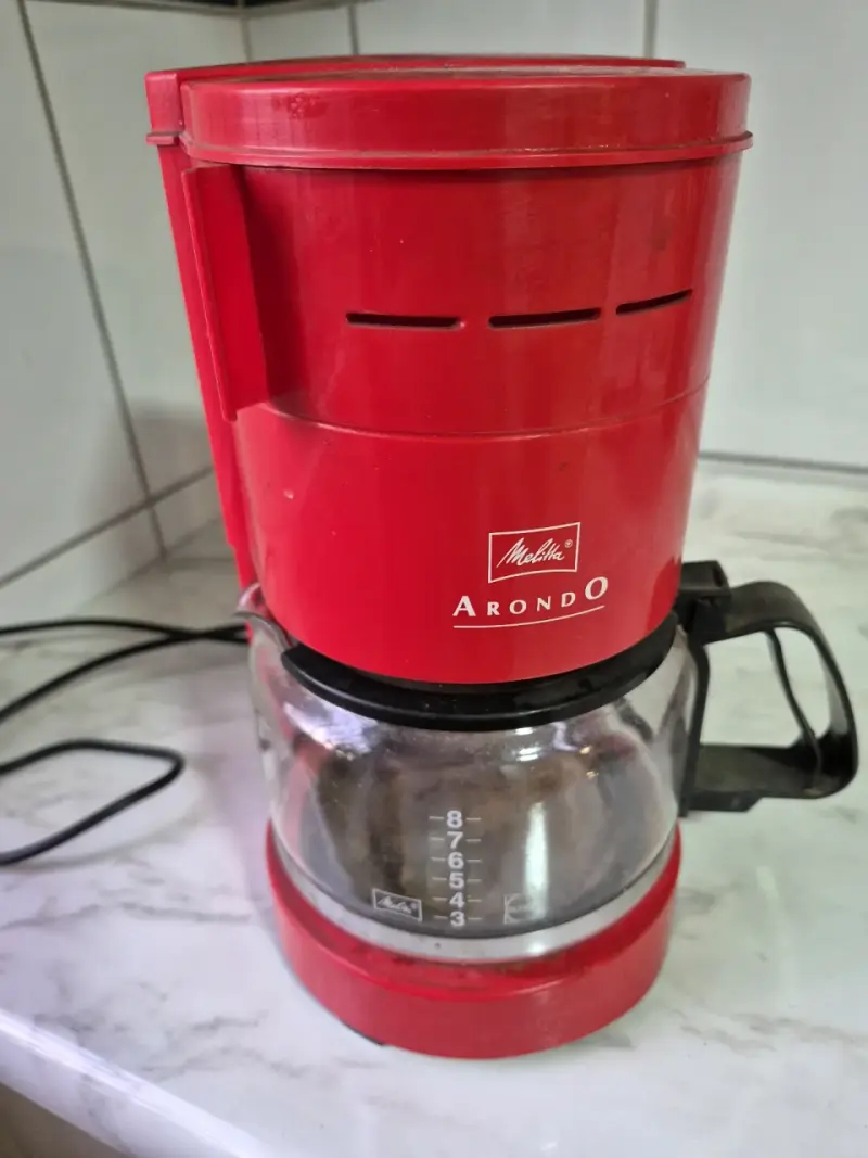 Cafetera roja