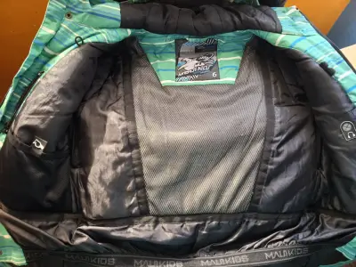 Parka maui kids snowboard ,talla 6 - miniatura 2