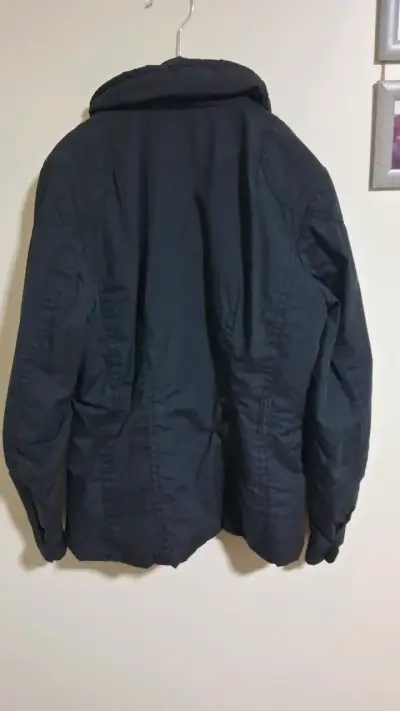 Chaqueta negra con bolsillos H&M - miniatura 2