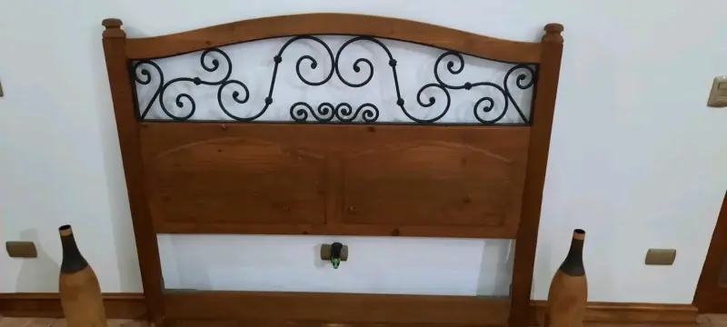 Respaldar de cama madera pino oregon y metal - 2