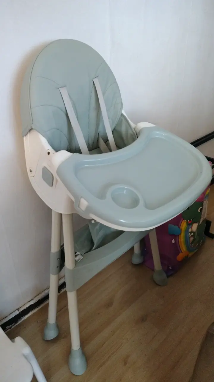 Silla alta para bebé gris - 1