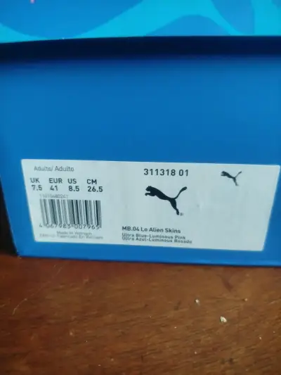 Zapatillas deportivas azules llamativas - miniatura 2