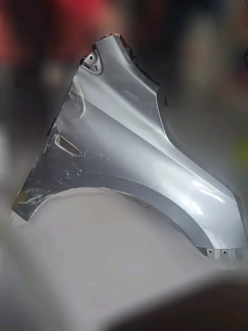 Tapabarro derecho cheverloet onix turbo 2020/2024