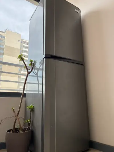 Refrigerador acero inoxidable - miniatura 1