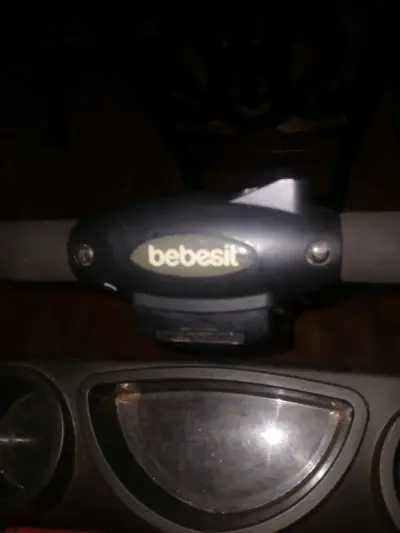 Coche de bebé rojo plegable - miniatura 2