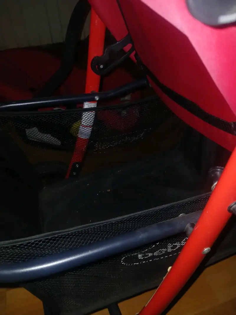 Coche de bebé rojo plegable - 5