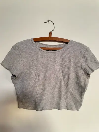 Polera gris manga corta - miniatura 1