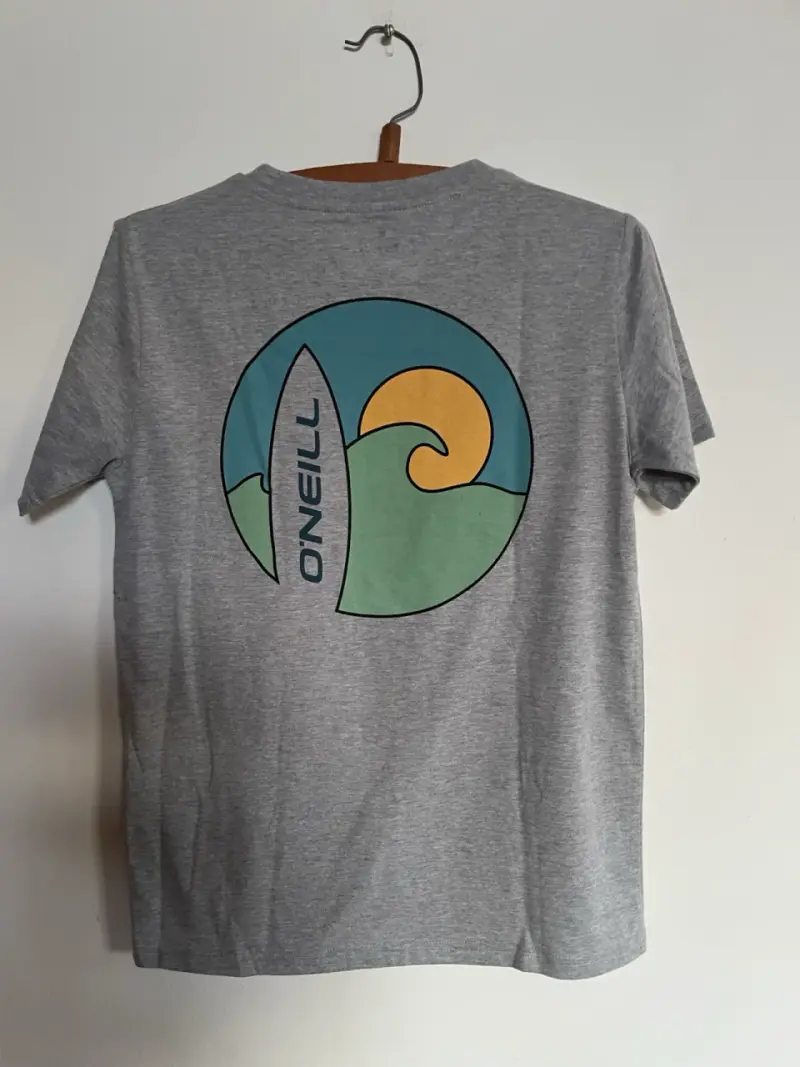 Polera gris con logo O'Neill - 5