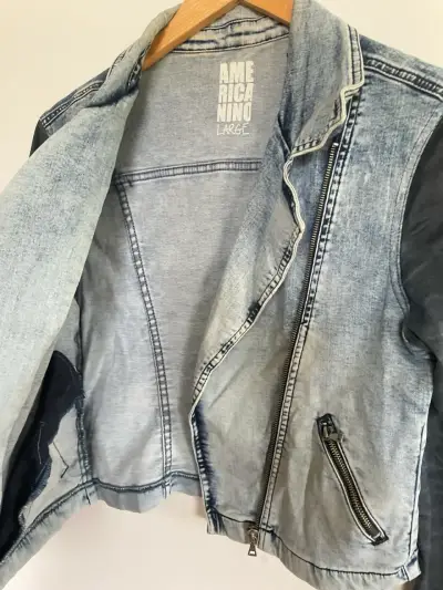 Chaqueta denim con mangas oscuras - miniatura 3