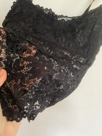 Blusa de encaje negro - miniatura 3