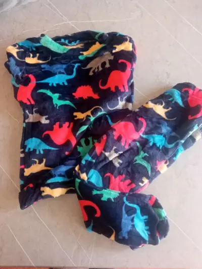 Lote de ropa variada - miniatura 3