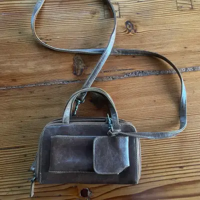 Bandolera marrón estilo vintage - miniatura 1
