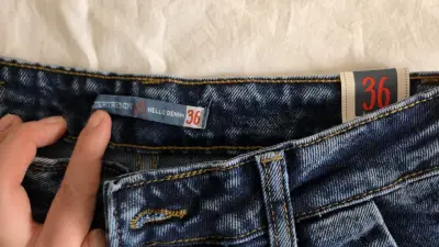 Jeans azules *NUEVO CON DETALLE - miniatura 3