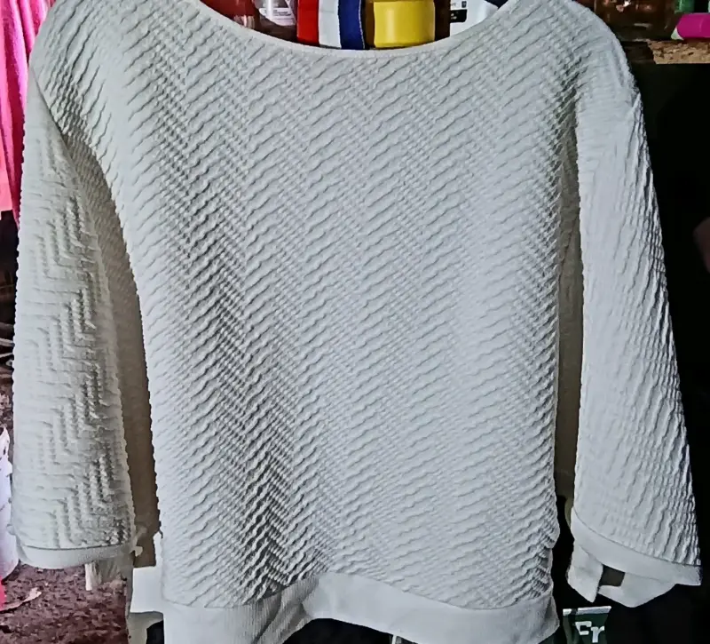Polera tipo satín