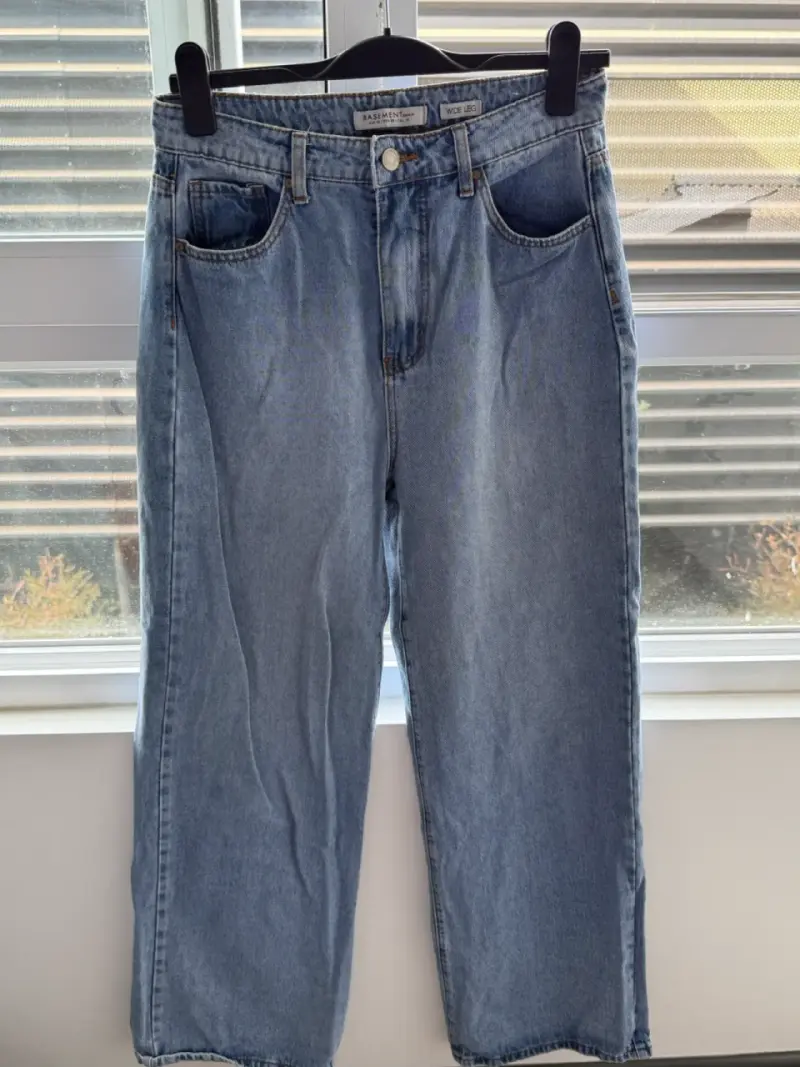 Jeans azul pata ancha - 1