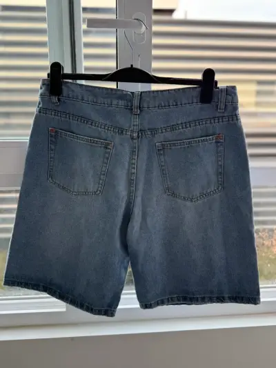 Shorts de mezclilla azul claro - miniatura 3