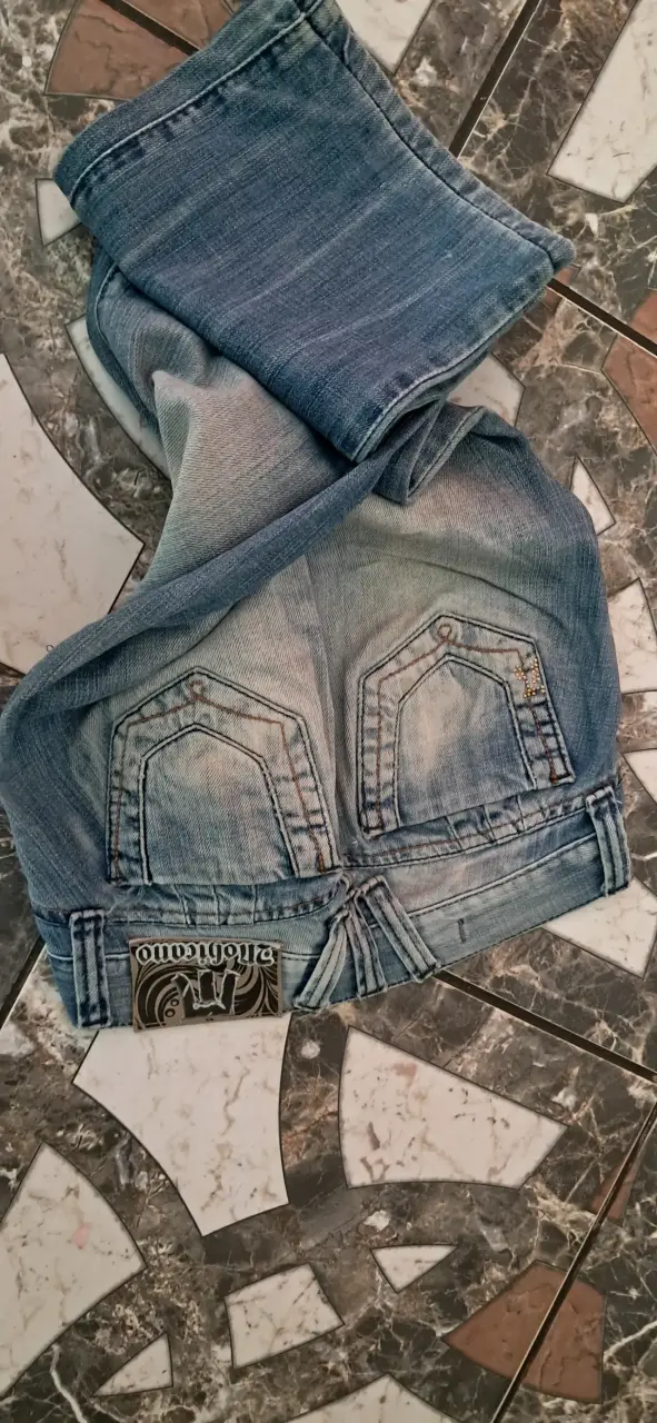 Jeans azul deslavado - 1