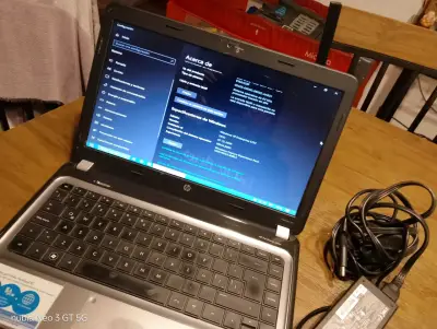 Laptop HP con cargador - miniatura 5