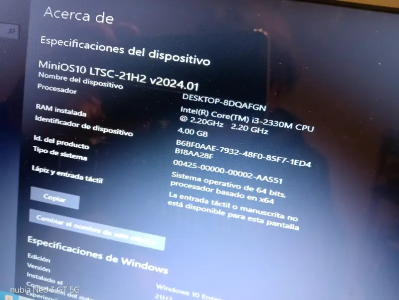 Laptop HP con cargador - 6