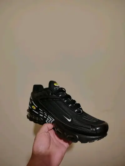 Zapatillas negras deportivas - miniatura 2