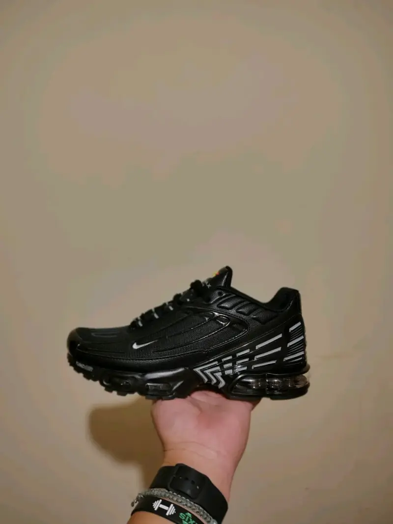 Zapatillas negras deportivas - 3