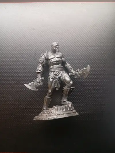 Figura Kratos edición god of war Omega collection - miniatura 1