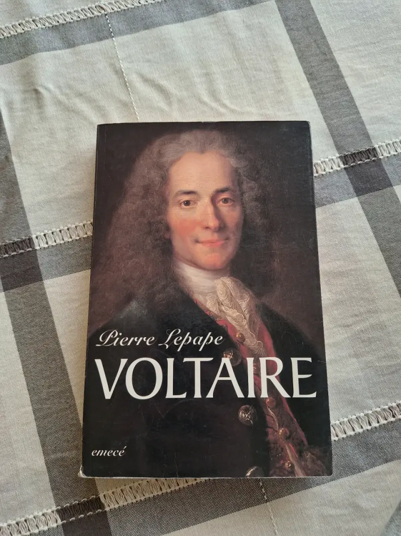 Libro Pierre Lepape Voltaire - 1