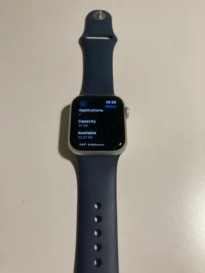 Apple Watch SE 2da generación - miniatura 4
