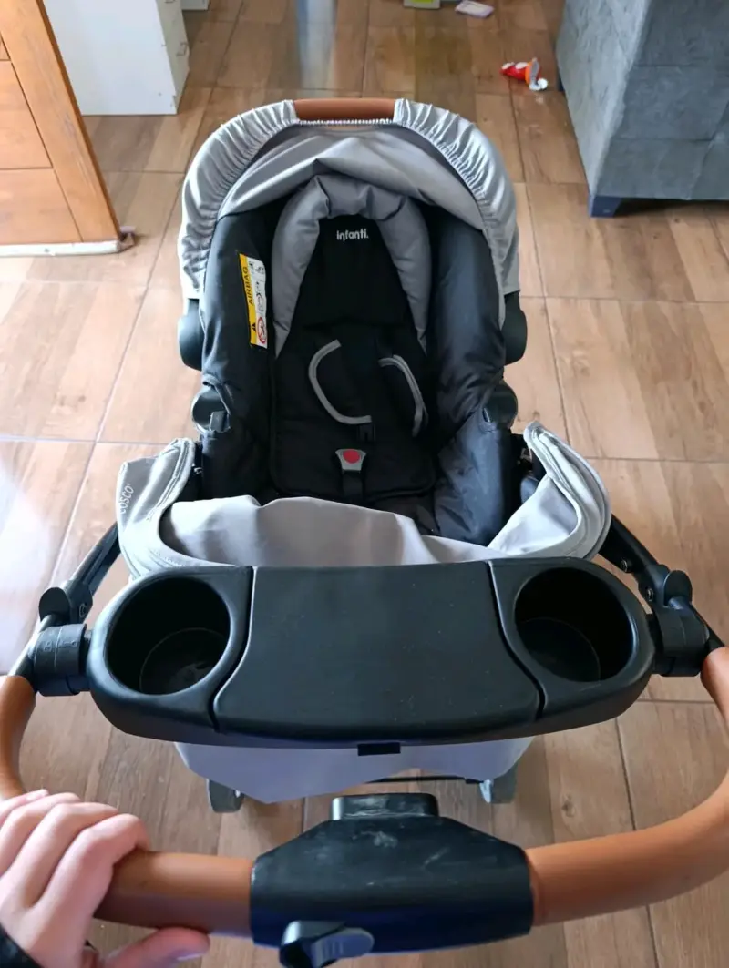 Coche de bebé gris - 3