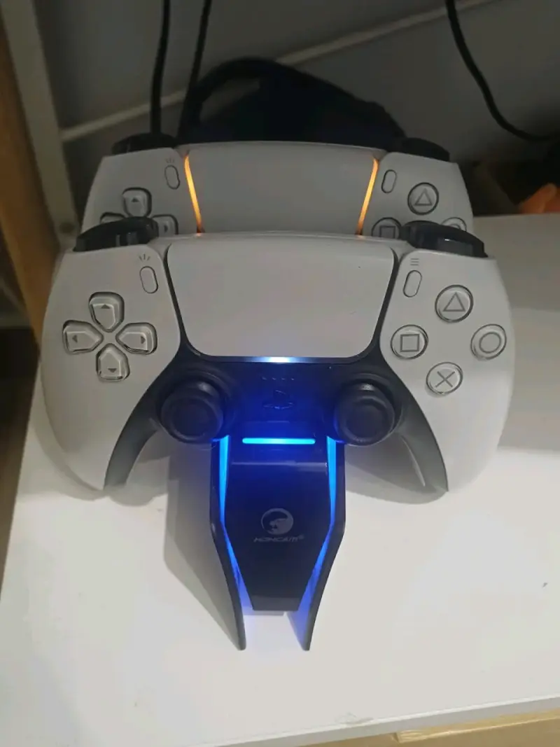 Play station 5 - 2