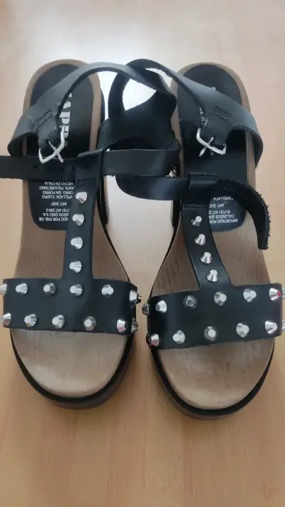 Sandalias Zappa Cuero negras con tachas - miniatura 2