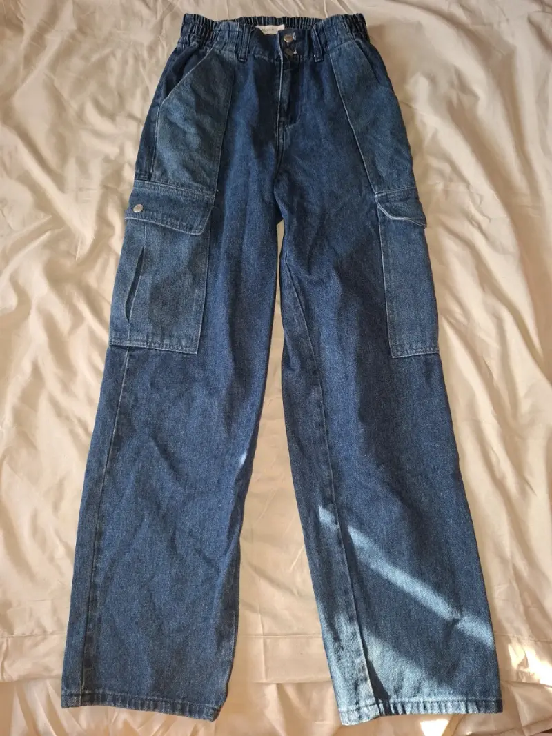 Pantalones cargo de mezclilla - 1