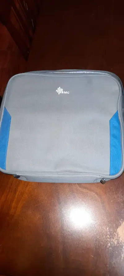 Máquina CPAP SMC con accesorios - miniatura 2