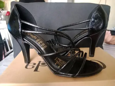 Sandalias negras Chalada talla 35 - miniatura 4