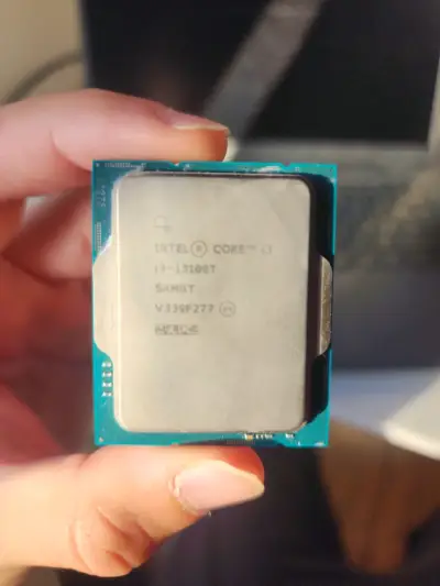 Procesador Intel Core i3-13100T - miniatura 1